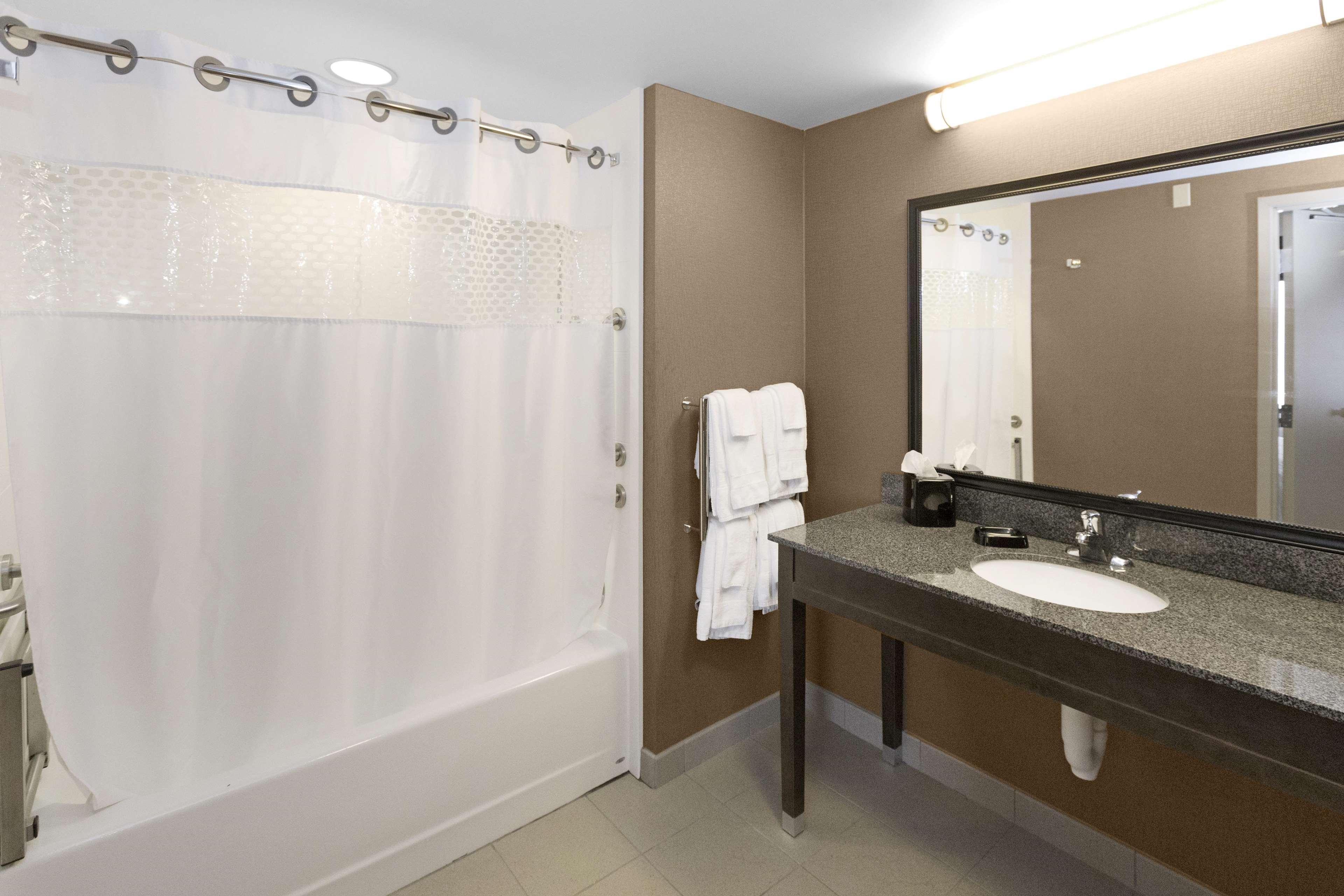 Hampton Inn Butler Extérieur photo