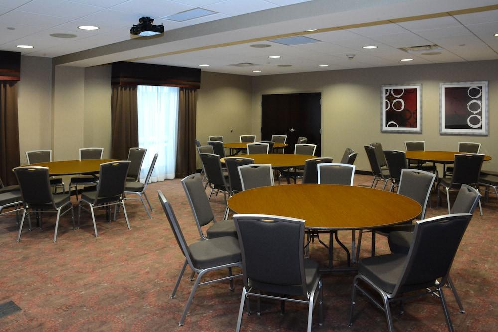 Hampton Inn Butler Extérieur photo