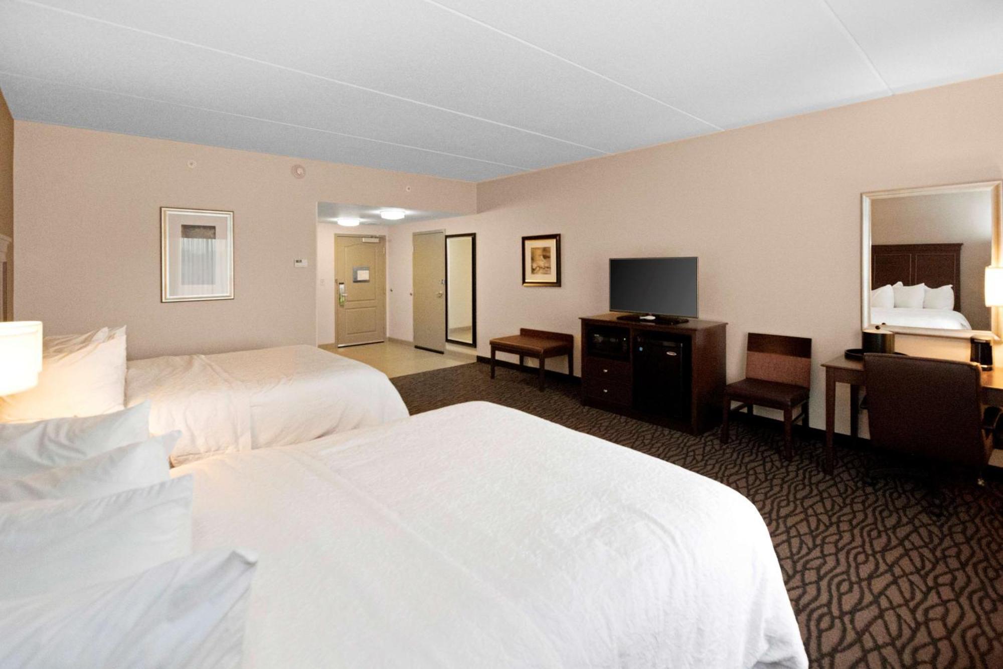 Hampton Inn Butler Extérieur photo