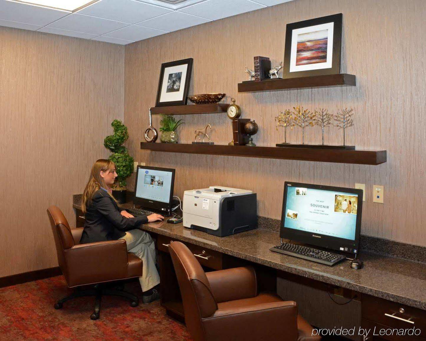 Hampton Inn Butler Extérieur photo